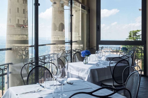 Hotel Titano (San Marino)